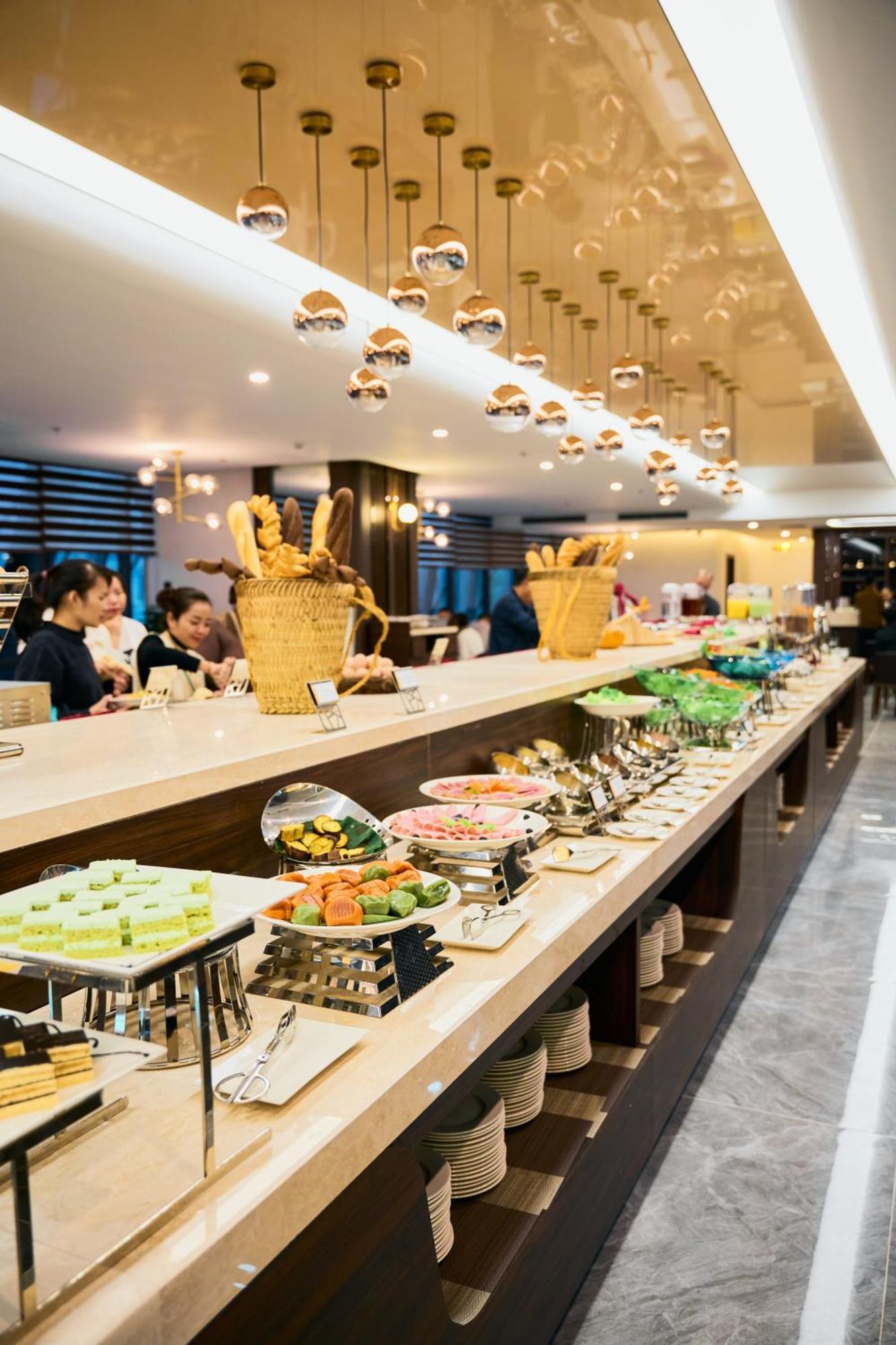 Muong Thanh Luxury Као Банг Екстериор снимка
