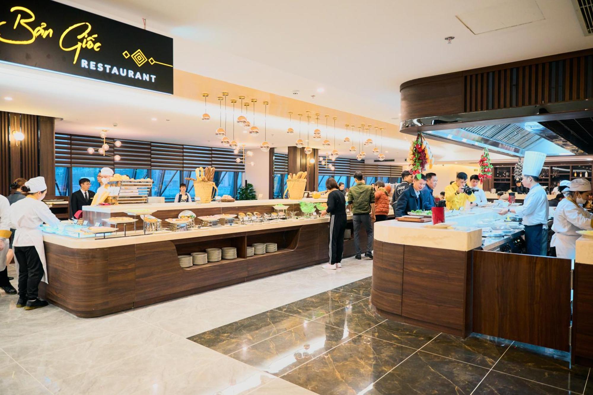 Muong Thanh Luxury Као Банг Екстериор снимка