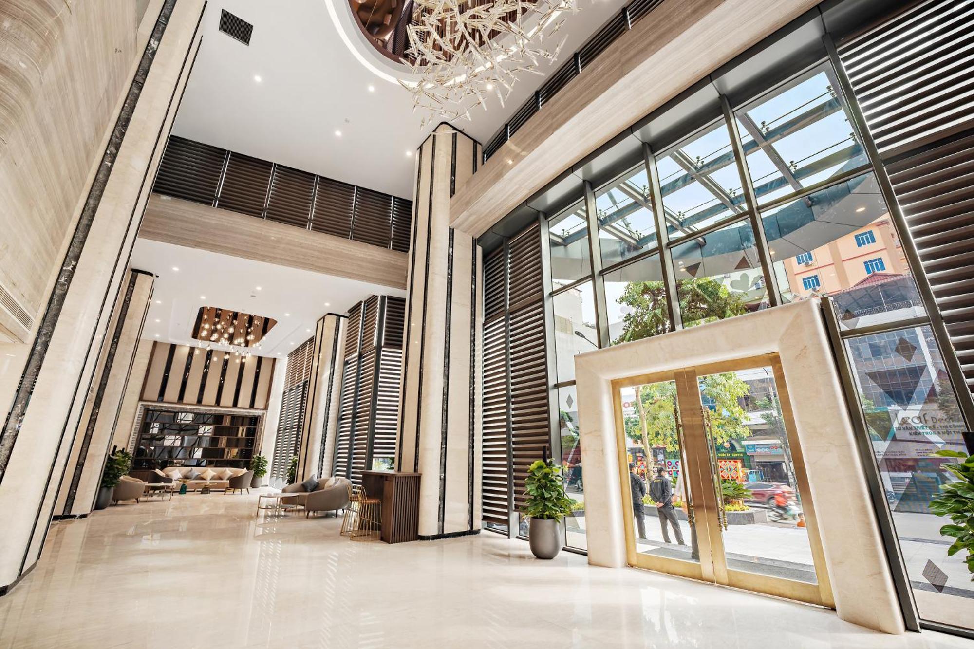Muong Thanh Luxury Као Банг Екстериор снимка