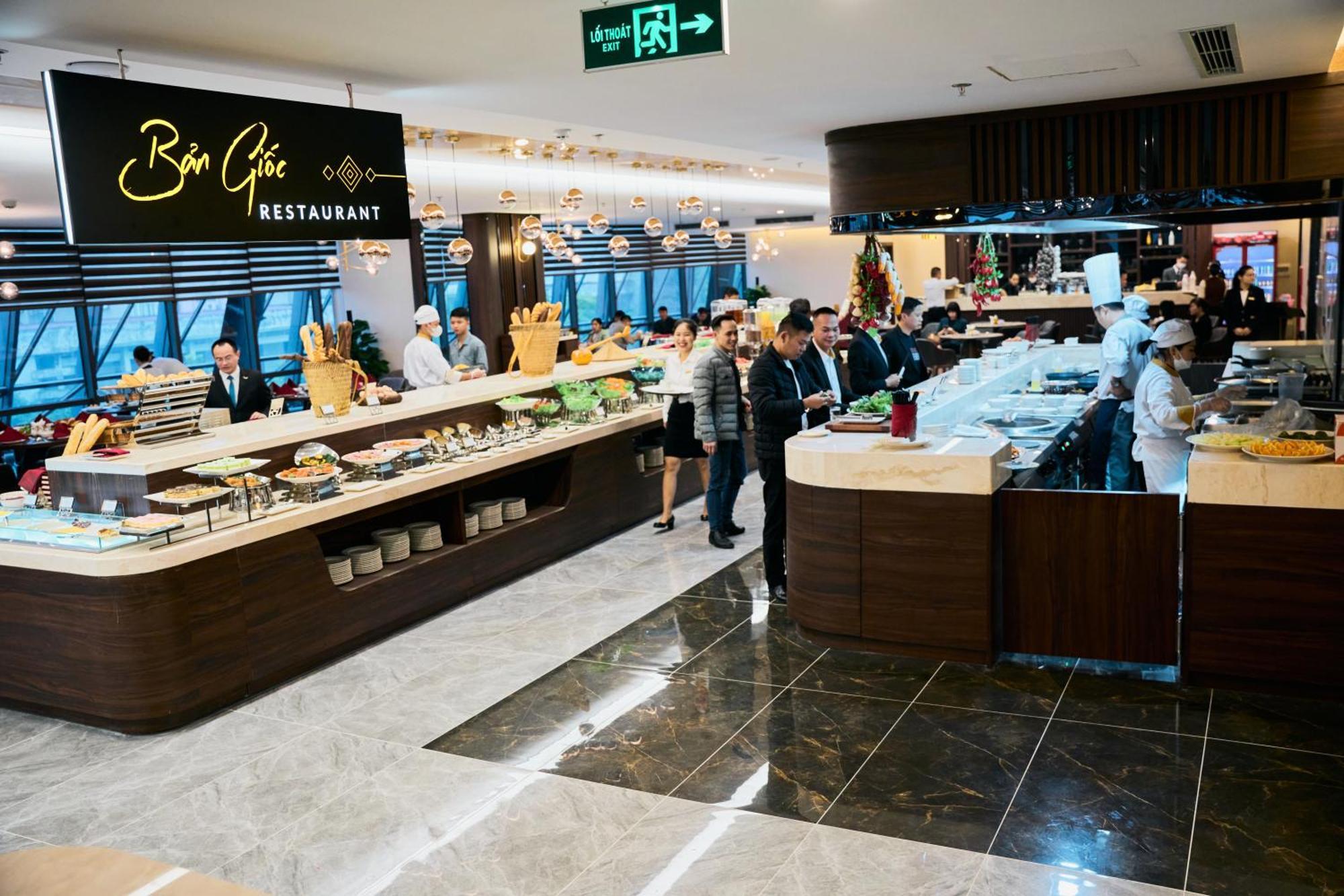 Muong Thanh Luxury Као Банг Екстериор снимка